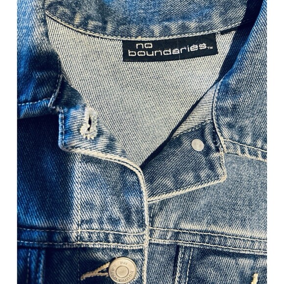 NO BOUNDARIES Embroidered Flowers Blue Denim Jacket Y2K 90's Juniors S - Picture 2 of 9